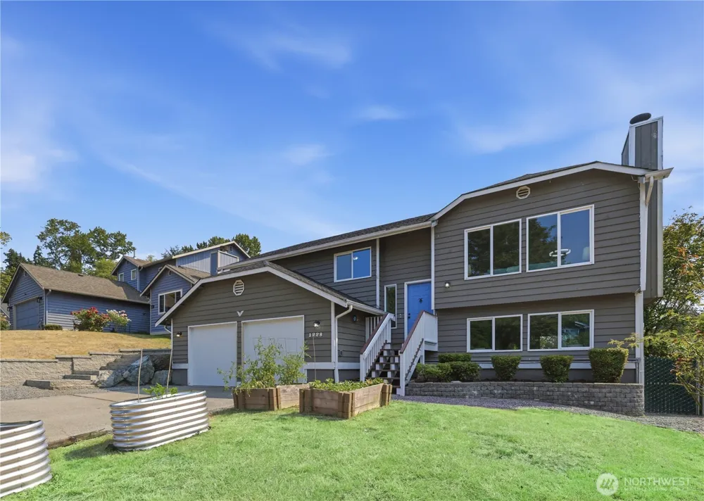 1228 223rd Street SW Bothell, WA 98021
