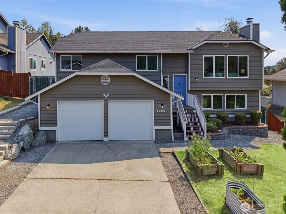 1228 223rd Street SW Bothell, WA 98021