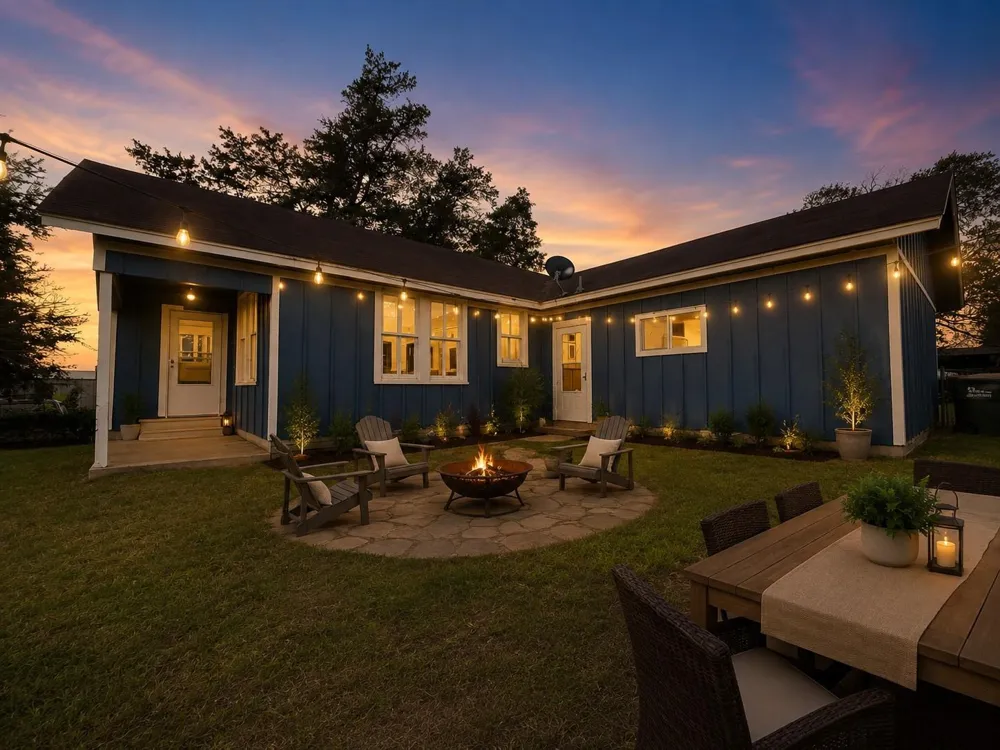 1515 Moulton Street Shiner, TX 77984