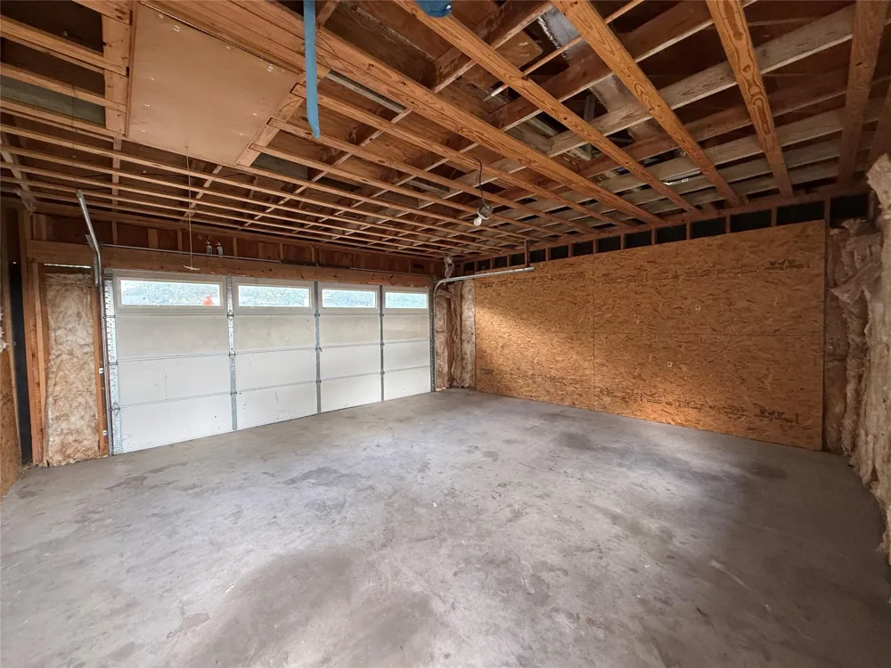 1515 Moulton Street Shiner, TX 77984