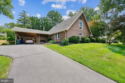 18705 HERITAGE HILLS DRIVE