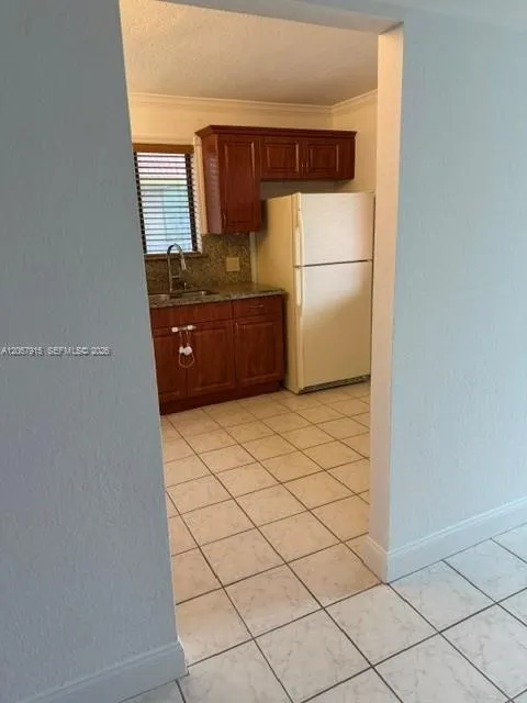 164 Lakeview Dr #204 Weston, FL 33326