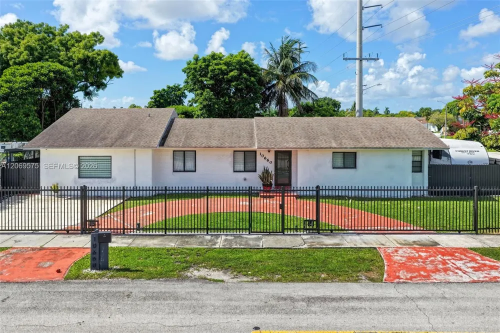 10660 SW 164th St Miami, FL 33157
