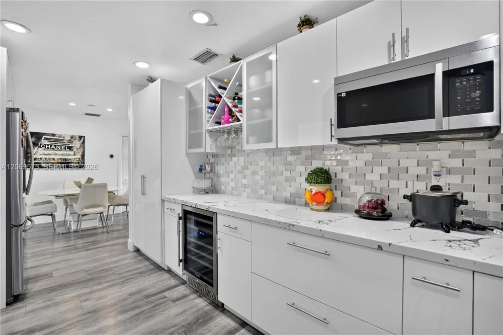 10660 SW 164th St Miami, FL 33157