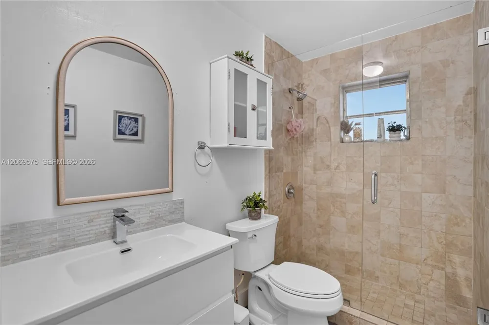 10660 SW 164th St Miami, FL 33157