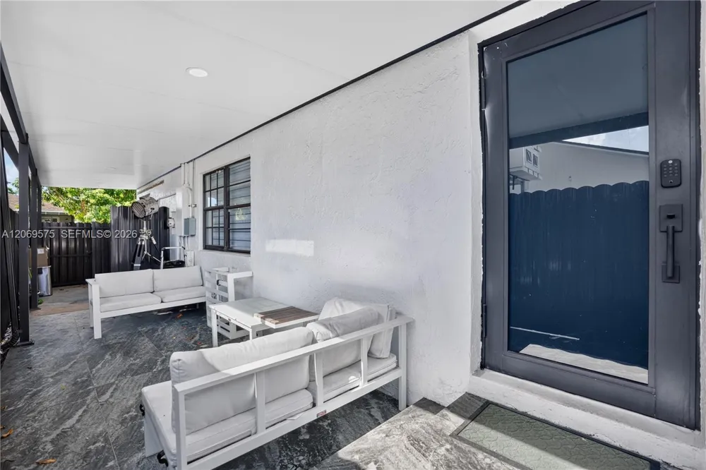 10660 SW 164th St Miami, FL 33157