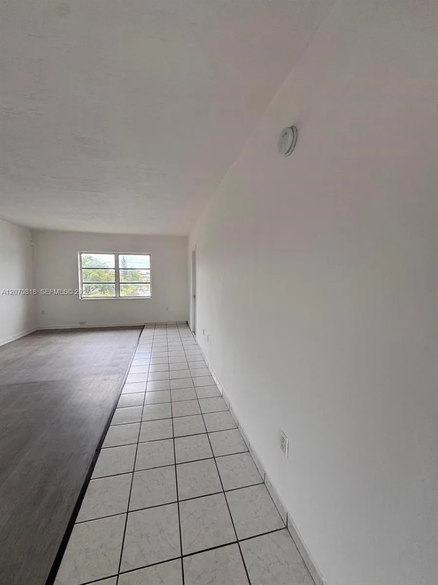 18700 NE 3rd Ct #626 Miami, FL 33179