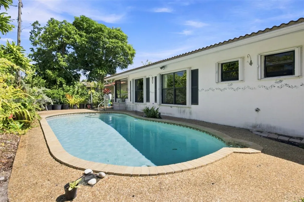 4121 NW 78th Way Coral Springs, FL 33065