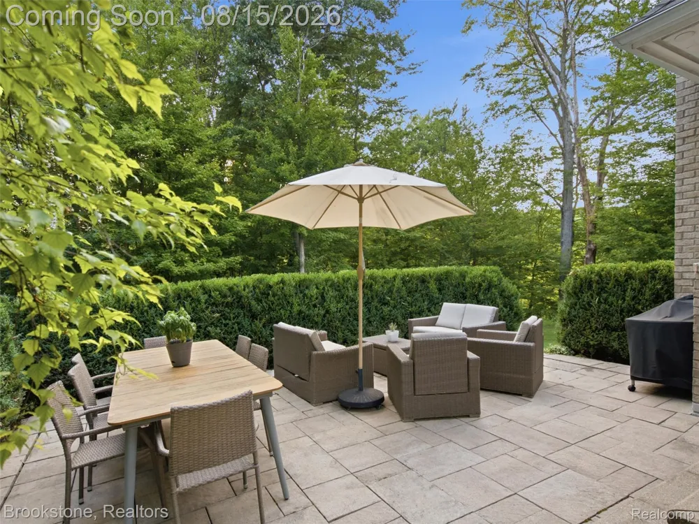 7655 Maple Ridge Court Independence Charter Township, MI 48346