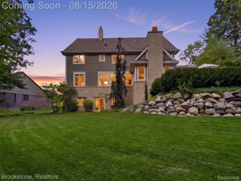 7655 Maple Ridge Court