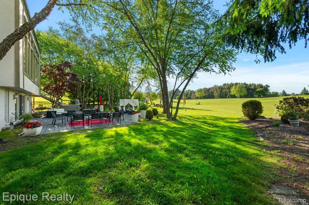 1848 Golf Ridge Drive S Bloomfield Hills City, MI 48302