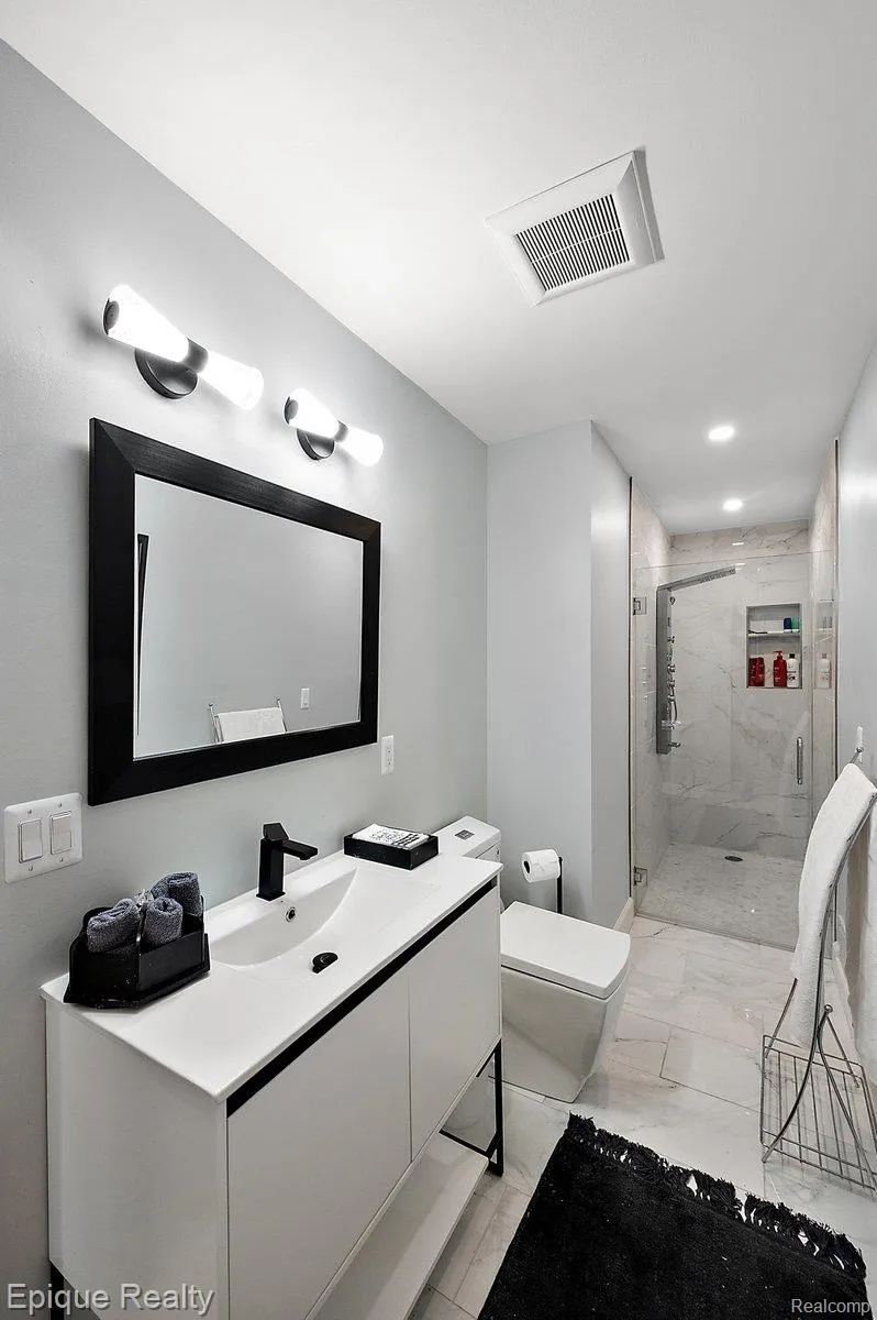 1848 Golf Ridge Drive S Bloomfield Hills City, MI 48302