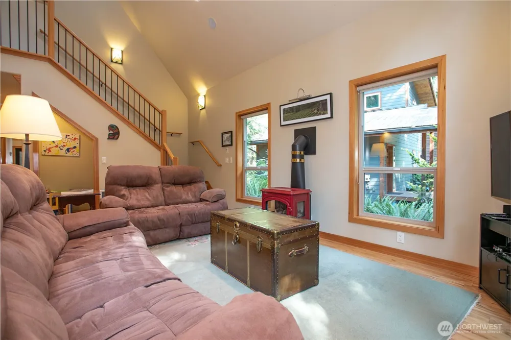 7073 Rainier Way Glacier, WA 98244