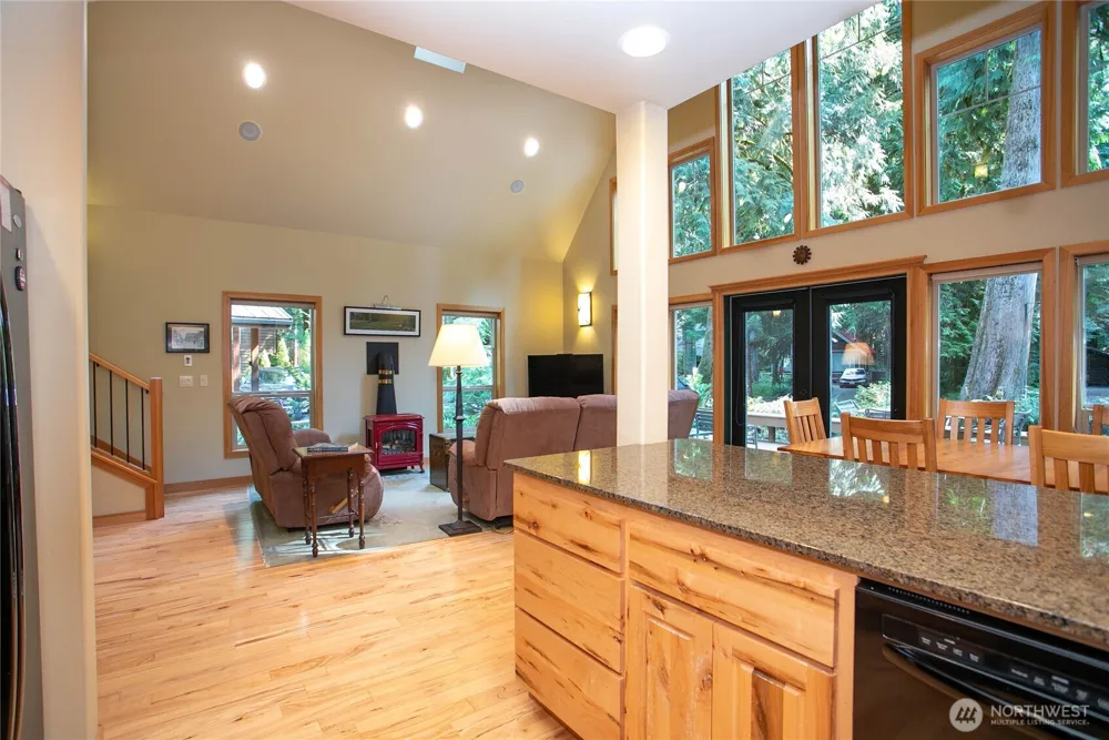 7073 Rainier Way Glacier, WA 98244