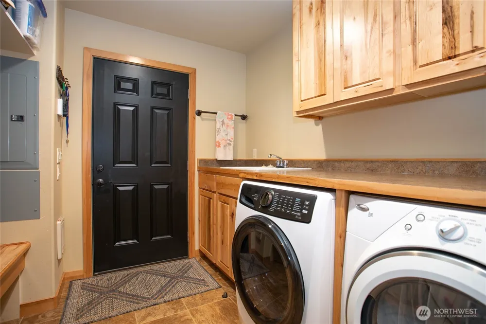 7073 Rainier Way Glacier, WA 98244