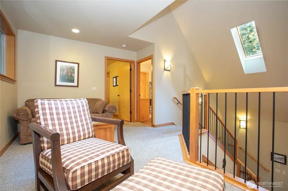 7073 Rainier Way Glacier, WA 98244