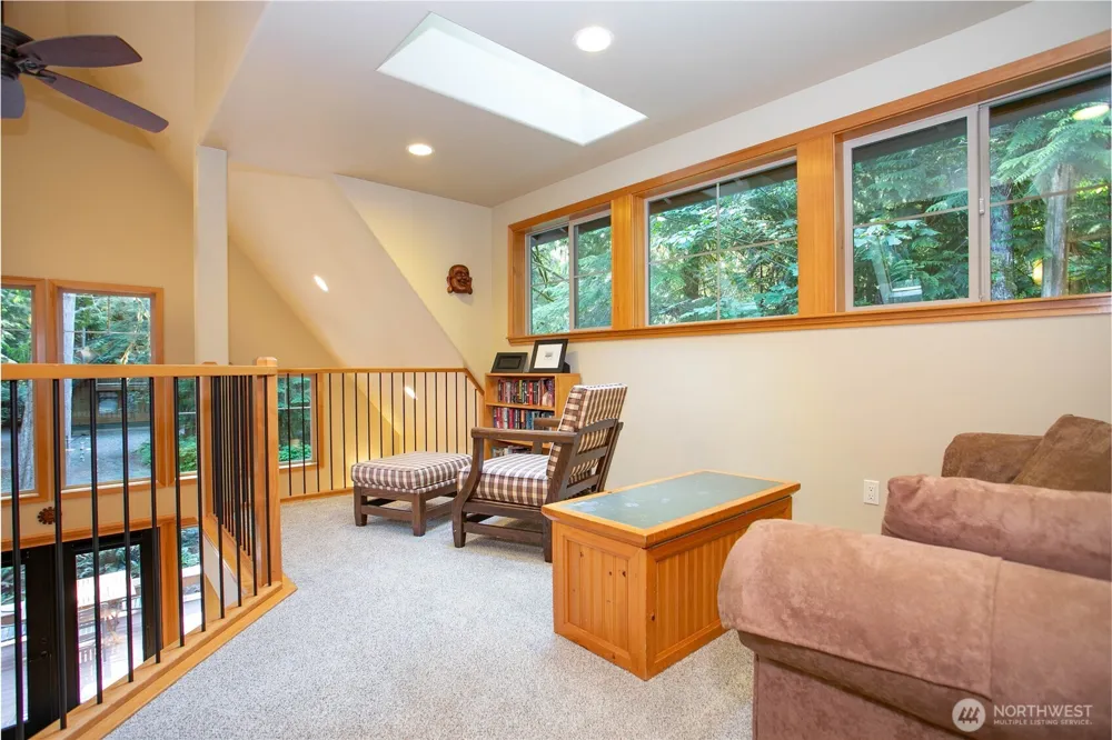 7073 Rainier Way Glacier, WA 98244