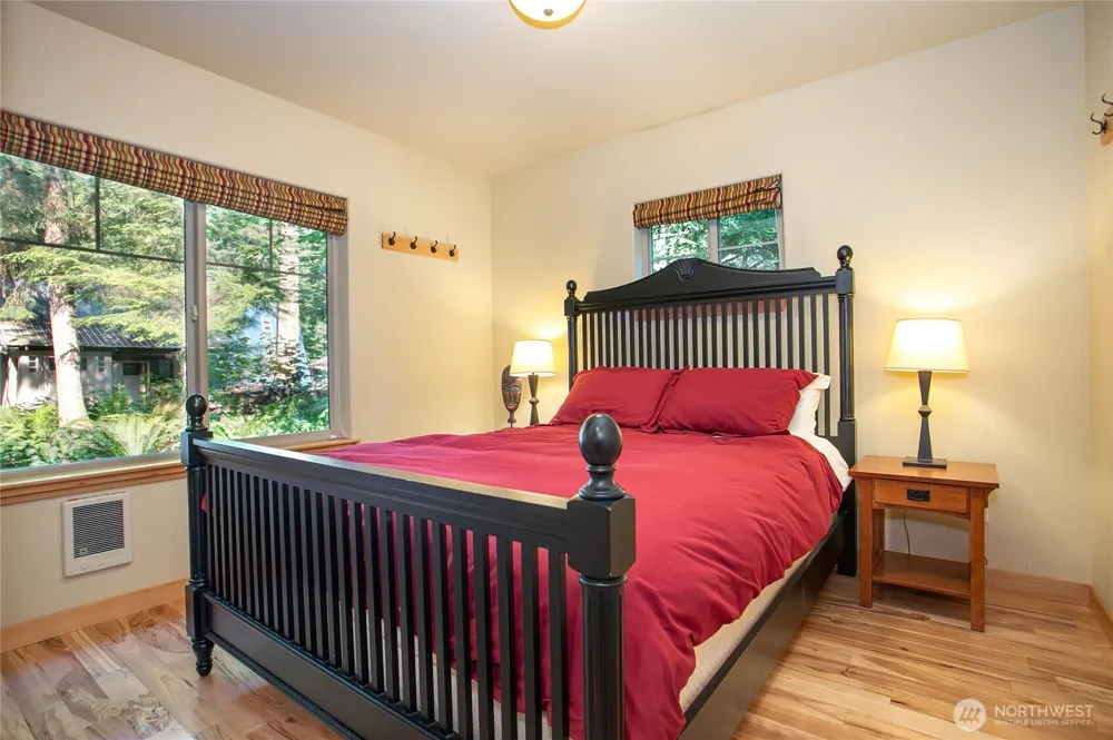 7073 Rainier Way Glacier, WA 98244
