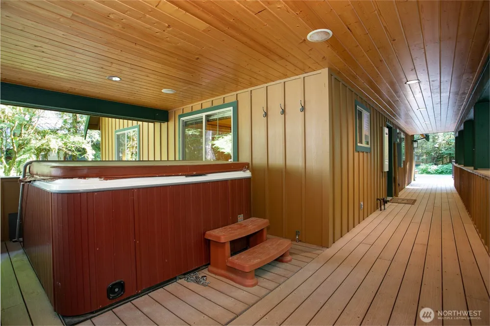 7073 Rainier Way Glacier, WA 98244