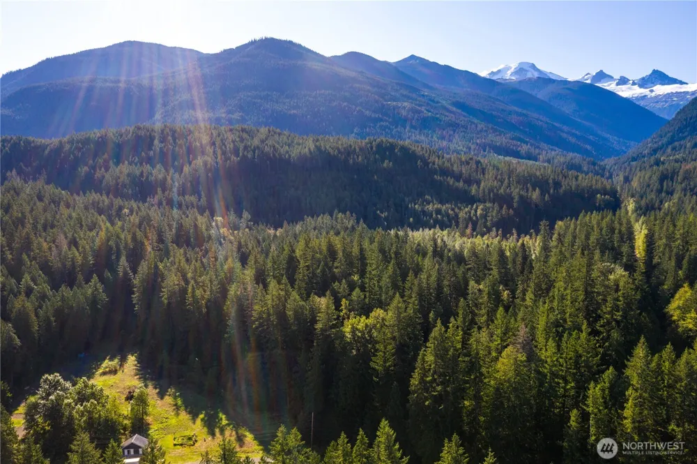 7073 Rainier Way Glacier, WA 98244