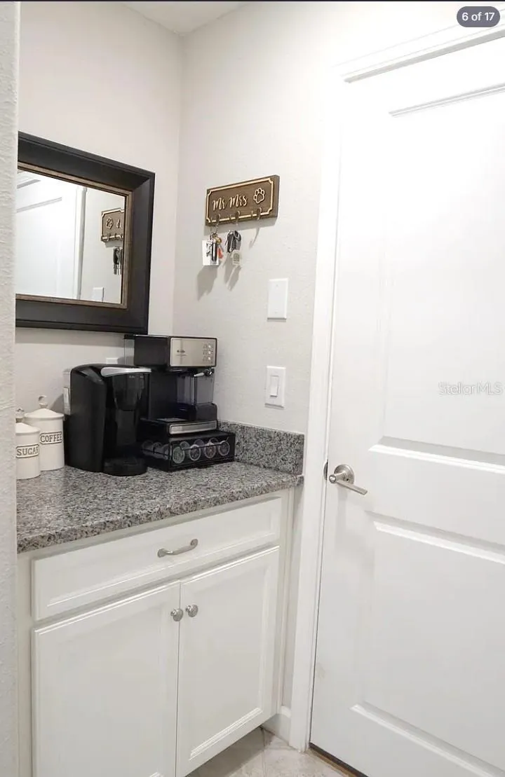 6834 CITRUS CREEK LANE Tampa, FL 33625