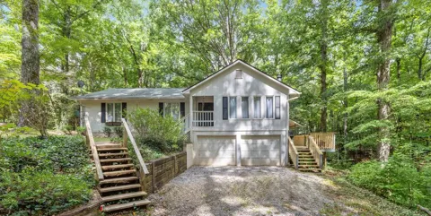 1011 Mountain Hill Road
