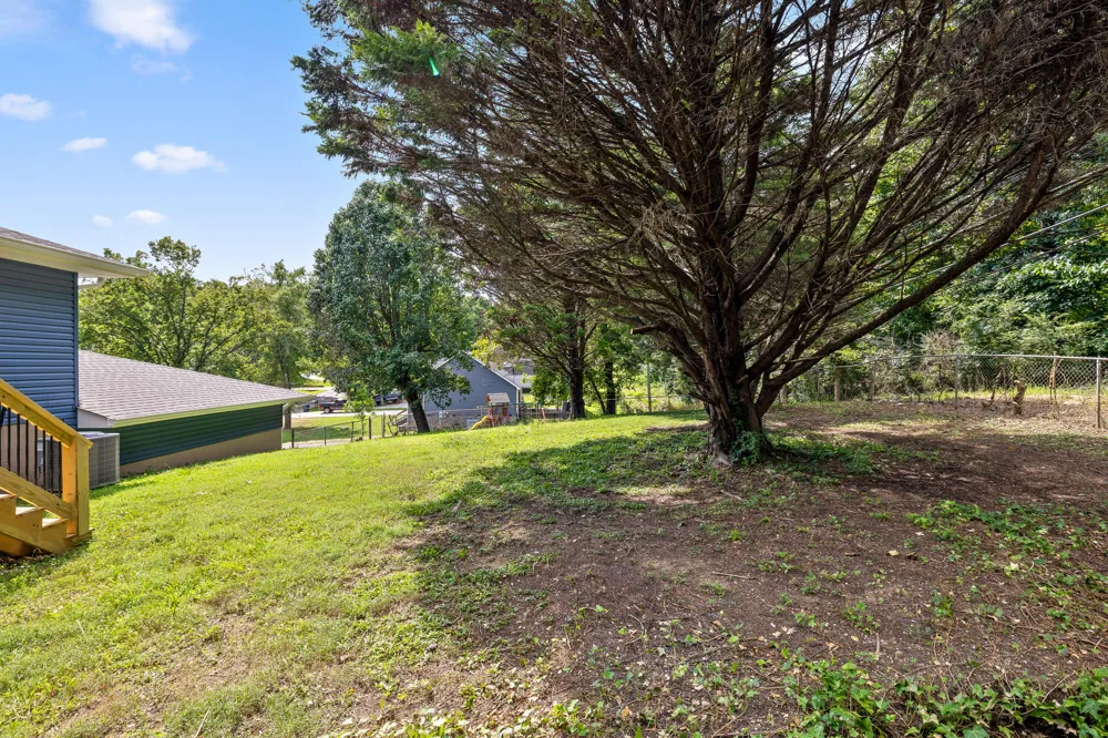 2323 Lyons Lane Soddy Daisy, TN 37379