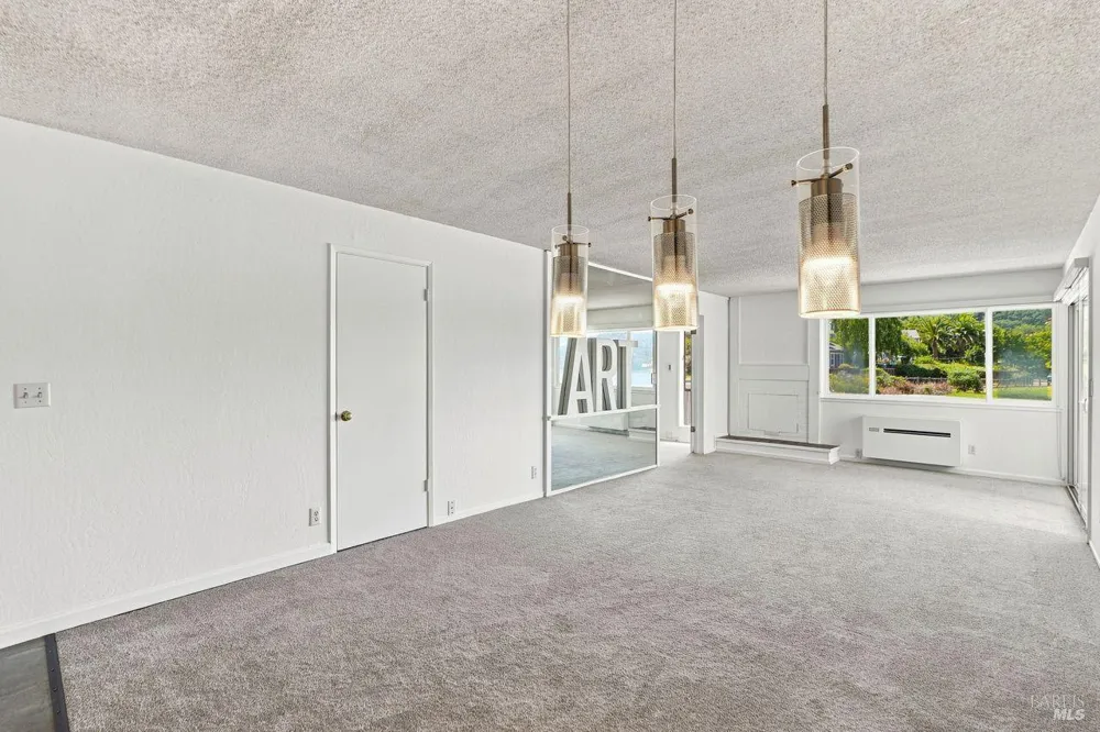 505 Larkspur Plaza Drive ##3A Larkspur, CA 94939