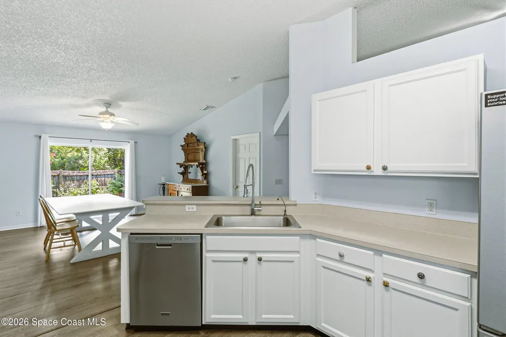 8216 100th Court Vero Beach, FL 32967