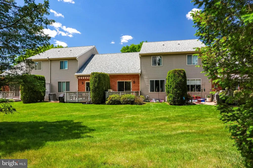 3 WINFIELD COURT Easton, PA 18045