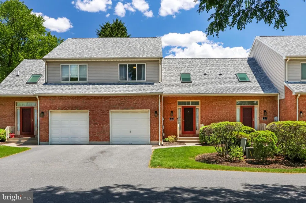 3 WINFIELD COURT Easton, PA 18045