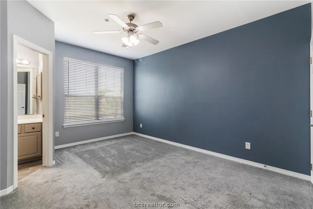 305 Holleman Drive E #301 College Station, TX 77840