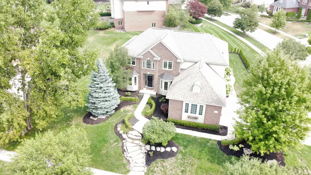 5120 Parkgate Drive Commerce Charter Township, MI 48382