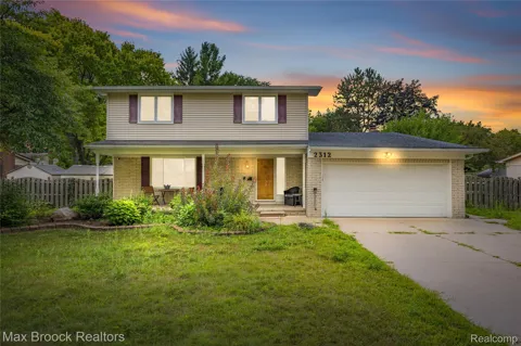 2312 Hillcrescent Drive
