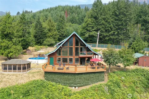 190 Carr Road