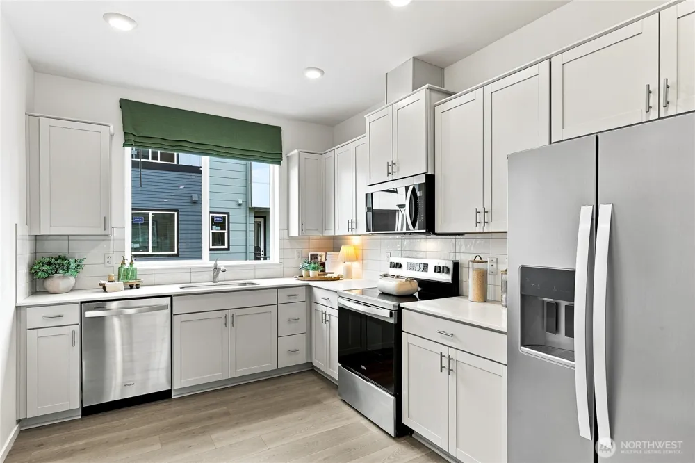 1221 Tacoma Court NE #21 Renton, WA 98056