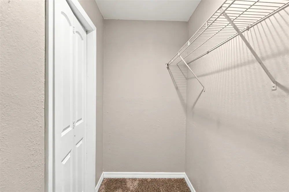 4027 WOODSONG DRIVE Orlando, FL 32817