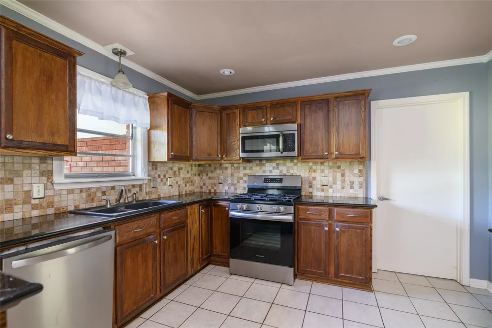 5810 Lovers Lane Shreveport, LA 71105