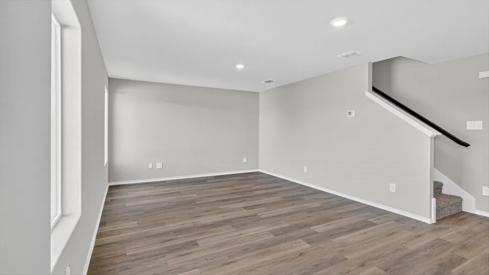 806 KING'S WAY Hillsboro, TX 76645
