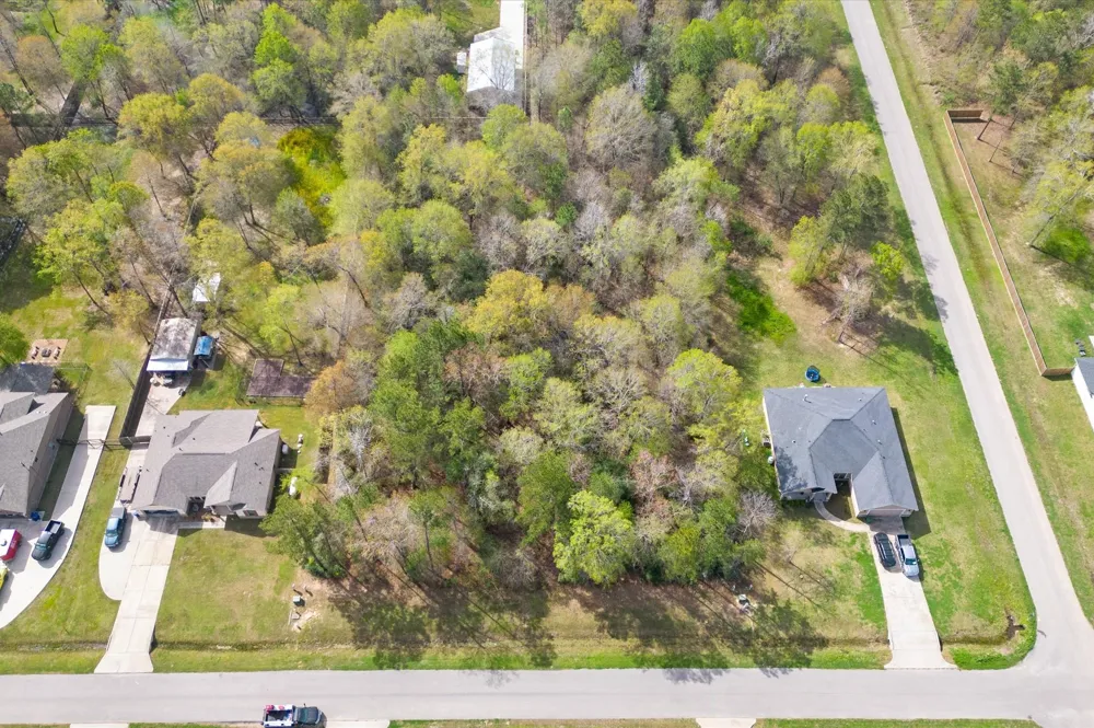 360 Road 662 Dayton, TX 77535