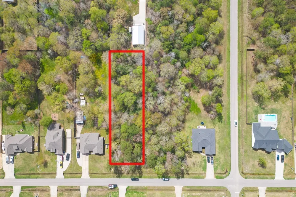 360 Road 662 Dayton, TX 77535