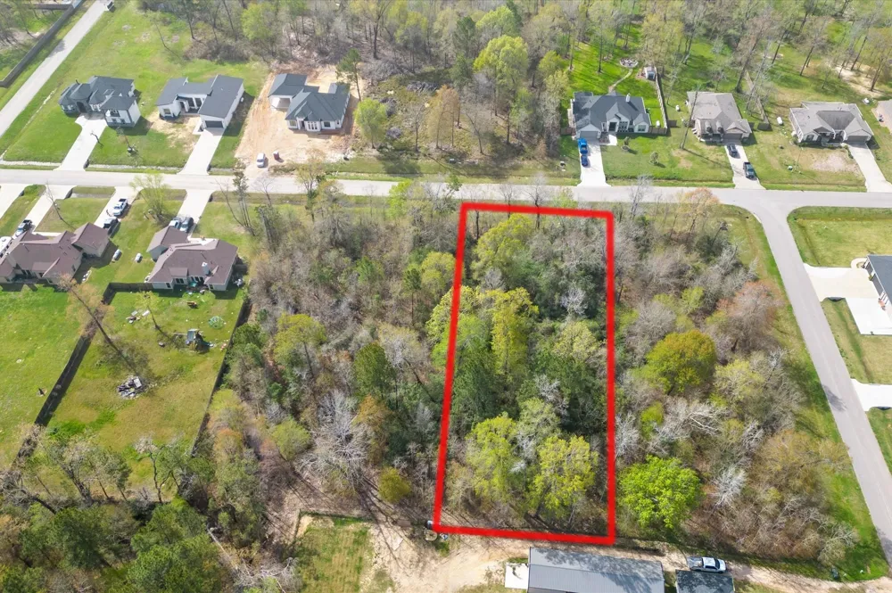 593 Road 6609 Dayton, TX 77535
