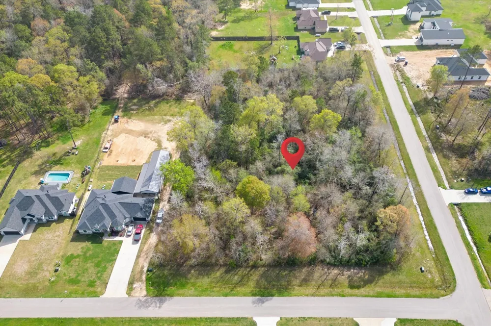 593 Road 6609 Dayton, TX 77535