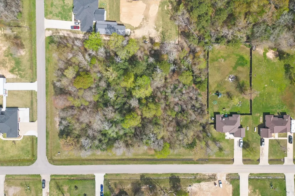 593 Road 6609 Dayton, TX 77535