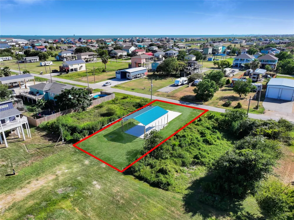 976 E Verdie Drive Crystal Beach, TX 77650