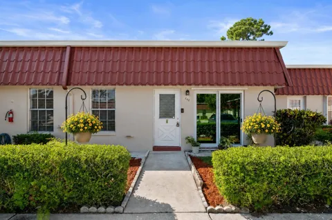 742 Nantucket Circle