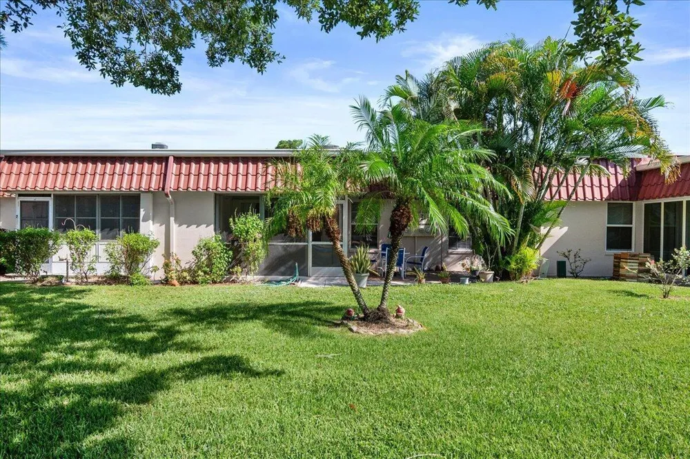 742 Nantucket Circle Lake Worth, FL 33467