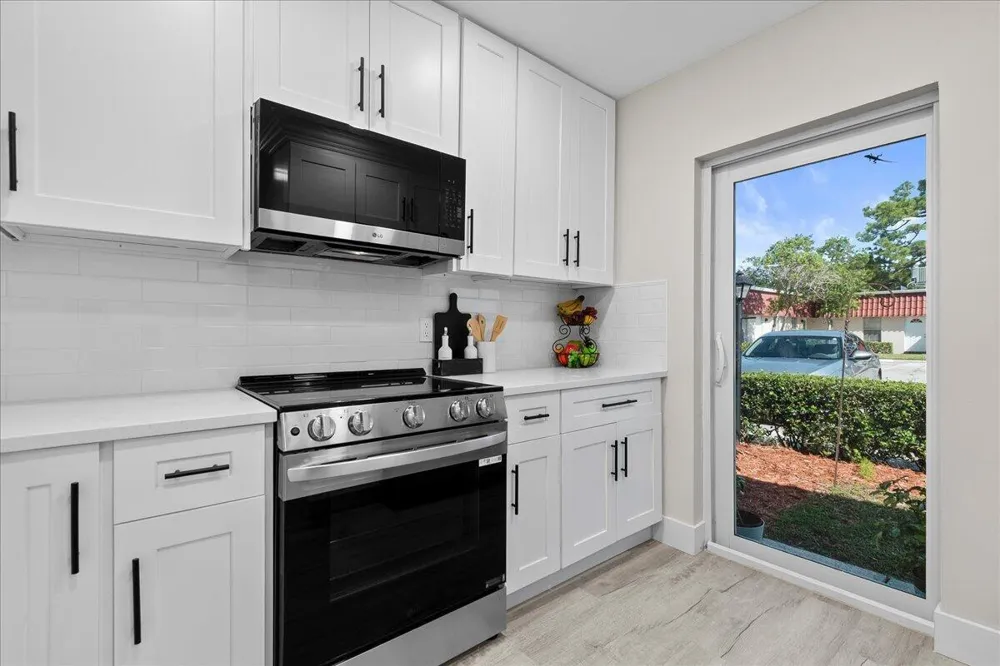 742 Nantucket Circle Lake Worth, FL 33467