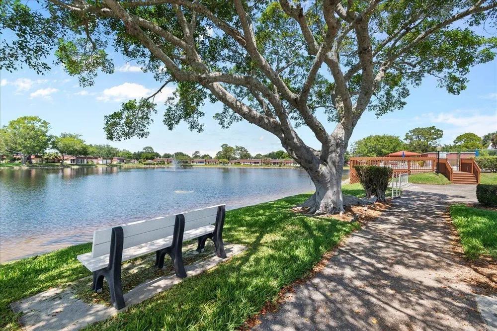 742 Nantucket Circle Lake Worth, FL 33467