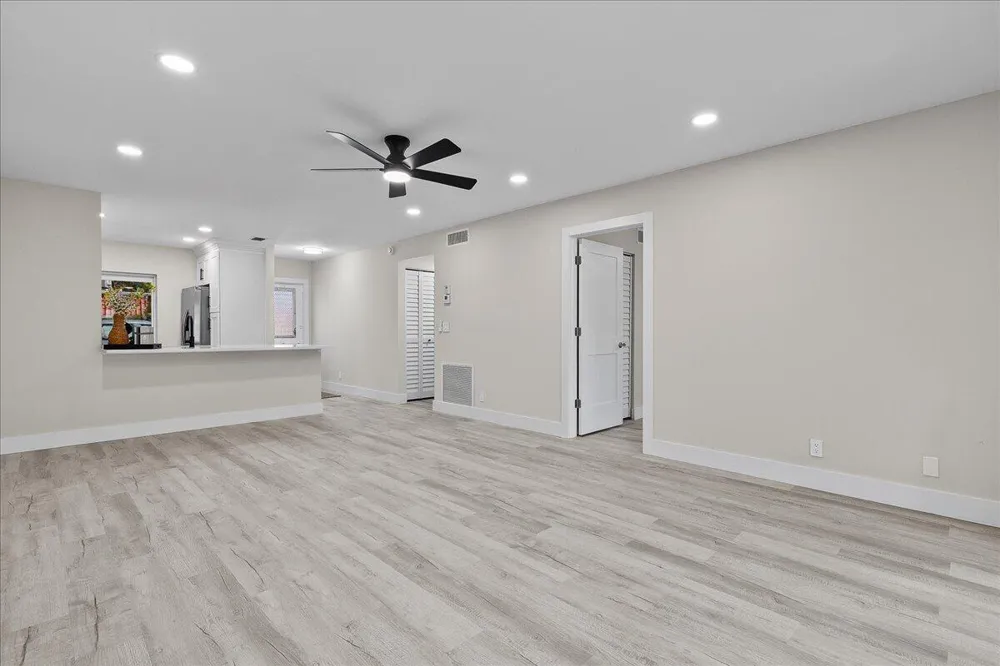 742 Nantucket Circle Lake Worth, FL 33467